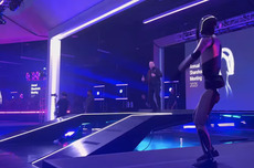 特斯拉异动拉涨！马斯克豪言每12个月推出一代AI芯片