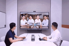 中兴发布“灵眸”屏：集成四颗摄像头 嘴唇都能精准识别