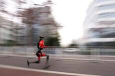 机器人跑半马比人快，有意义吗？