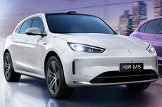 车自己在开：问界新测试车路试视频曝光，或实现L4高度自动驾驶