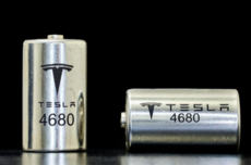 特斯拉4680电池黄了!曾毓群早告诉过马斯克:永远不会成功