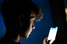 超越YouTube 皮尤：TikTok成美国年轻人头号新闻社交应用