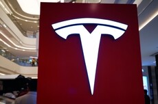 特斯拉中国工作人员回应Robotaxi将进入中国市场：不了解此情况