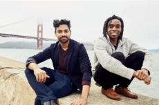 年入千万美元的独角兽 竟靠创始人假扮AI接活起步