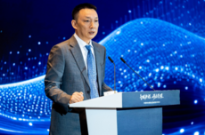 加速AI落地 荣耀与中国移动达成AI终端战略合作