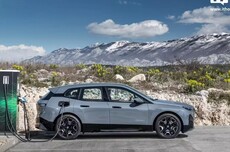 行驶中可能失去动力，宝马召回超7万辆电动汽车