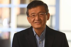 英特尔CEO陈立武坦言：公司已跌出芯片行业前十，在AI领域落后英伟达太多