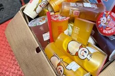 太浪费！蜜雪冰城大量免费奶茶被废弃？