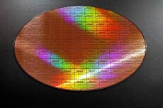 日本先进半导体制造商Rapidus启动2nm GAA晶体管试制，首块晶圆亮相