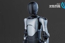 争夺A股“人形机器人第一股”，智元“截胡”宇树？