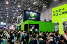 4599元起 RTX 5080/5070公版显卡首次线下发售：中国玩家排长龙抢购