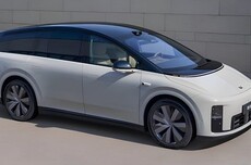 35万级家用纯电SUV 理想i8实车内饰首次曝光：比较眼熟