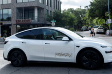 特斯拉Robotaxi车费上调至6.90美元 服务区域同步扩张