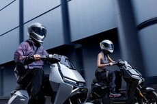 无需驾照！小牛电动新国标旗舰车FXT Ultra 2025发布：11999元