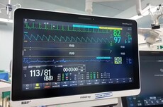 西部首例：四川大学华西医院顺利完成脊髓损伤患者脑机接口手术，可脑控机械手