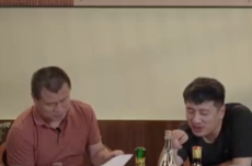 3小时狂揽2亿 含泪赚了几个亿 张雪峰回应：我不是坏人