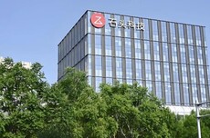 “双标”的石头科技，赴港IPO谁买单？