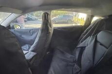 特斯拉“廉价版Model Y”车型内饰首曝：取消全景玻璃天幕