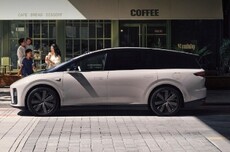 理想汽车7月交付30,731辆，同比下降40%