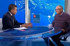 比尔・盖茨：AI进步速度远超预期，大学毕业生找工作更难