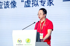 周鸿祎追风，要All in智能体