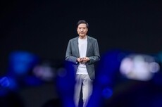 继车规级纸巾盒后雷军发布小米汽车新周边 169元雨伞争议中售罄