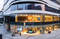 香港恒生科技指数涨2.71% 半导体、汽车板块领涨