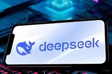 DeepSeek V3.1出现“极”字Bug，影响编码流程