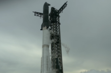 SpaceX星舰第十次试飞再次取消 发射倒计时10秒被紧急叫停