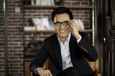 扶了王健林一把的男人，千万股权被冻结