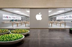 古尔曼：苹果自研AI搜索产品计划于明年3月随新版Siri一同推出