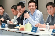 李斌又又又搞到钱了，蔚来到账70亿，网友：还得是斌哥