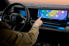 宝马称苹果CarPlay Ultra“没那么令人兴奋”，坚信自家iDrive系统更强大