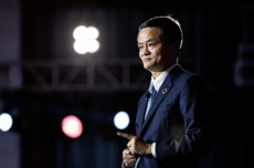 彭博：马云“强势回归”，AI、外卖领域都有他的身影