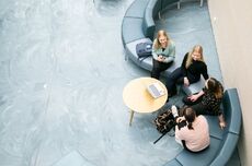 科学家发现AI能像人类一样评估社交情境，科研效率远超人工