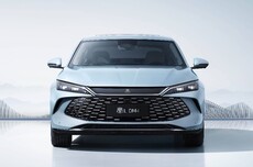 比亚迪秦L、海豹06 DM-i智驾版开启OTA升级，百公里亏电油耗2.6L