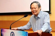 杨振宁的三次告别
