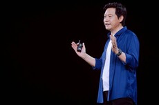 “直男魅魔”雷军，不灵了？