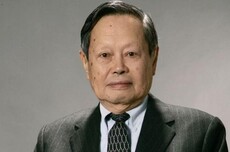 著名物理学家、诺贝尔物理学奖得主杨振宁先生因病逝世