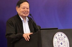 张朝阳怀念杨振宁：他在物理学家中排第一，高过费曼和霍金