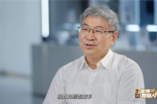 尹同跃：未来或许人人都不需要有汽车 汽车会进化成无所不能的机器人
