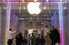 苹果2万元可折叠iPad开发遇阻：与华为平板类似 跳票至2029年