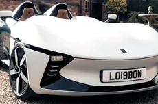 前特斯拉工程师打造全球首款“羽量级电动车”Speedster