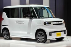 比亚迪亮相2025东京车展 全球首发K-EV