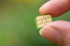 离谱！办张电话卡，还得开工作证明、无犯罪证明、银行流水？