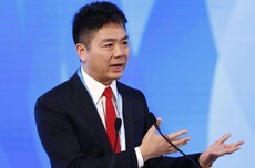 刘强东:无论技术怎么发展 都不用担心工作和公平的问题