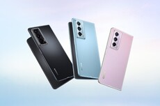 消息称荣耀第二块万级大电池试产,典型值9900mAh±