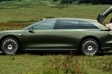 官方回应享界S9T交付状态:产能提升至每月7000台