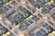 特斯拉AI8芯片要上天？马斯克证实其将用于SpaceX轨道数据中心