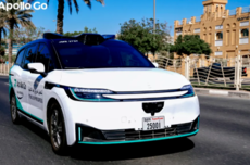 100%全无人订单！萝卜快跑周单量超25万单